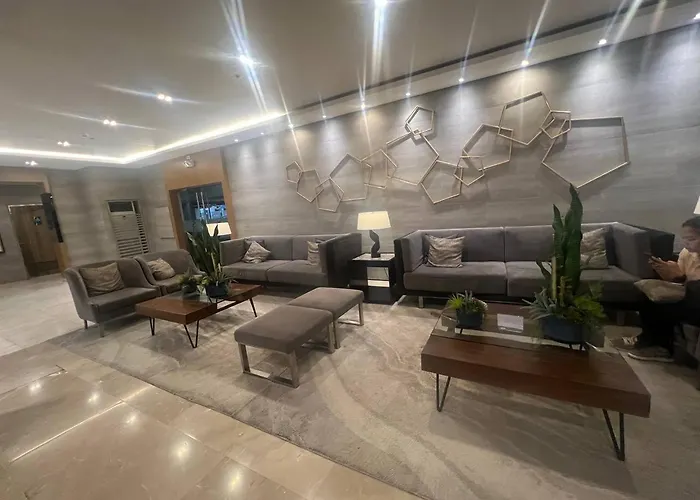 Good Luck House At S Residences Aparthotel
