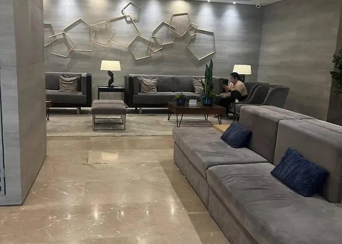 Aparthotel Good Luck House At S Residences *